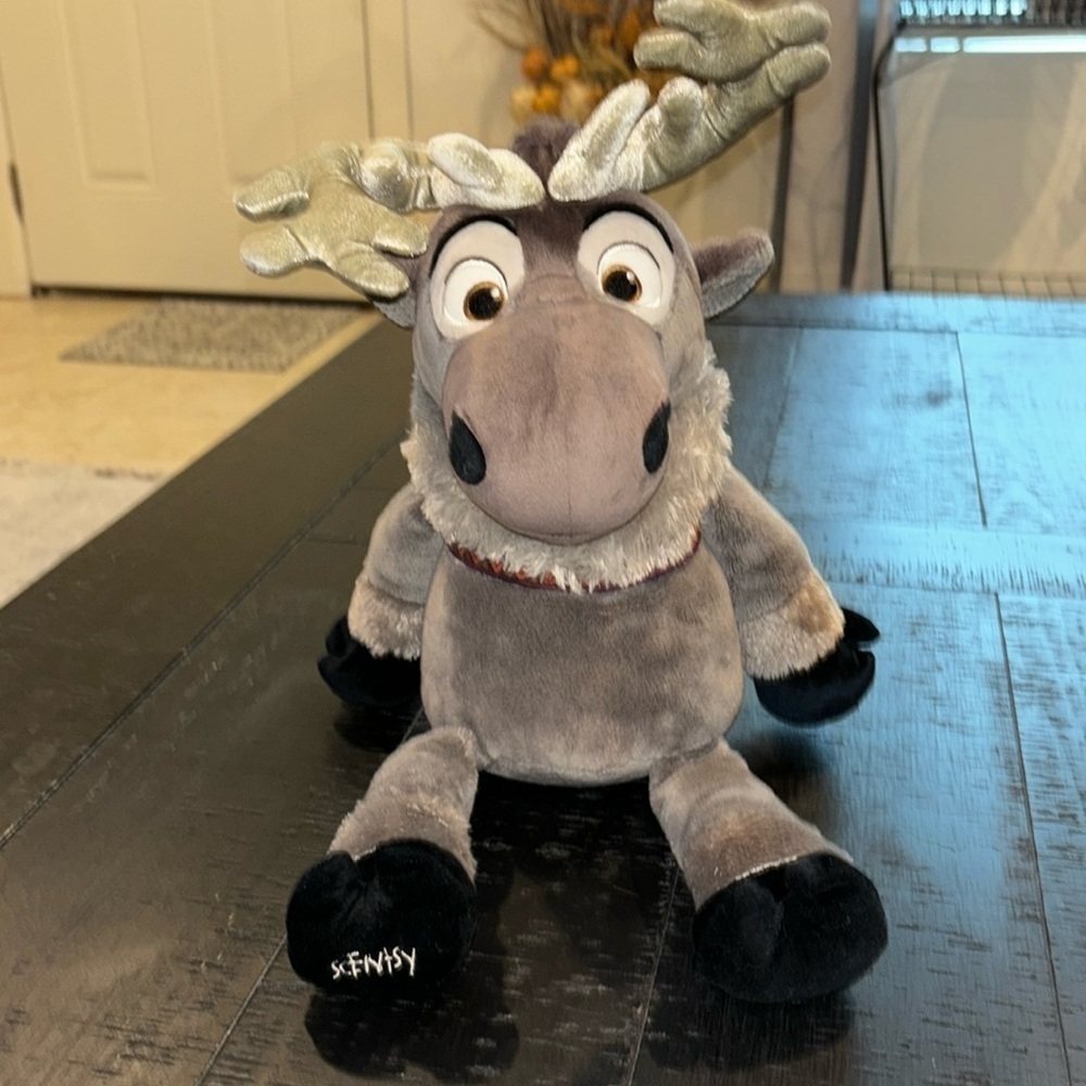 Scentsy Sven Buddy Fearless Nature Scent Pak Holder Disney Frozen II Retired‌